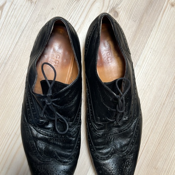 Gucci Black Leather Wingtip Shoes main image 4